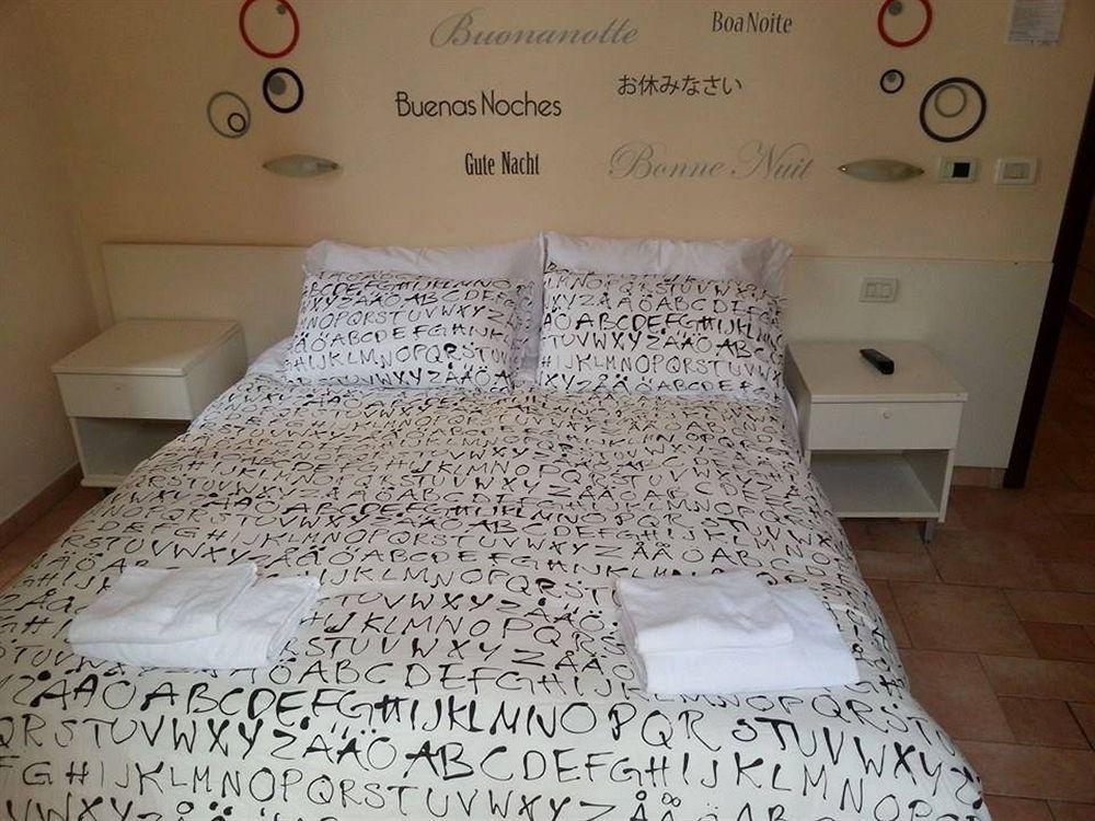 Bubbles Rooms - Rome — Photos 1